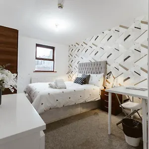 Guest house Whitechapel En-suite Beds To